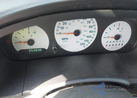 2006 Chrysler Town & Country z USA, uszkodzony, nr VIN 1A4GP45R46B561642